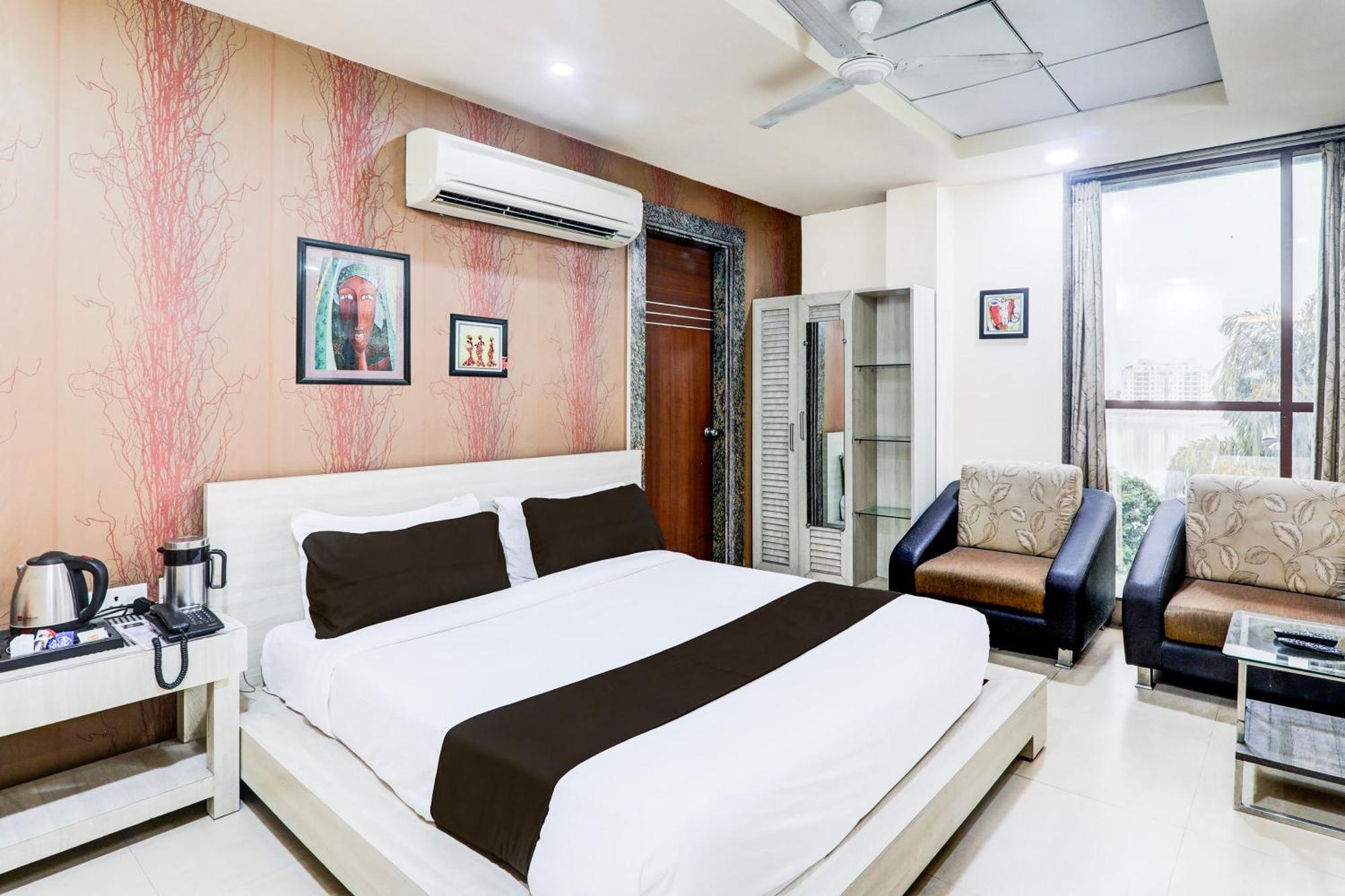 Townhouse Sakura Hotel Lucknow Exterior foto