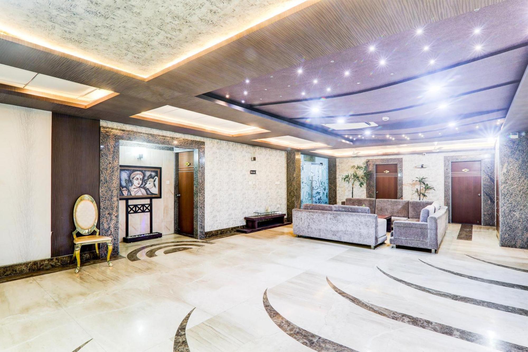 Townhouse Sakura Hotel Lucknow Exterior foto